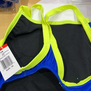 TYR FEMALE PERFORMANCE ONE PIECE SUIT SIZE 34. Blue/Yellow BRAND NEW